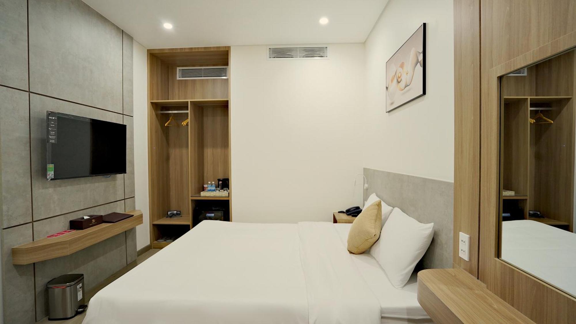 Thanh Thuy Hotel Буонметхуот Екстер'єр фото