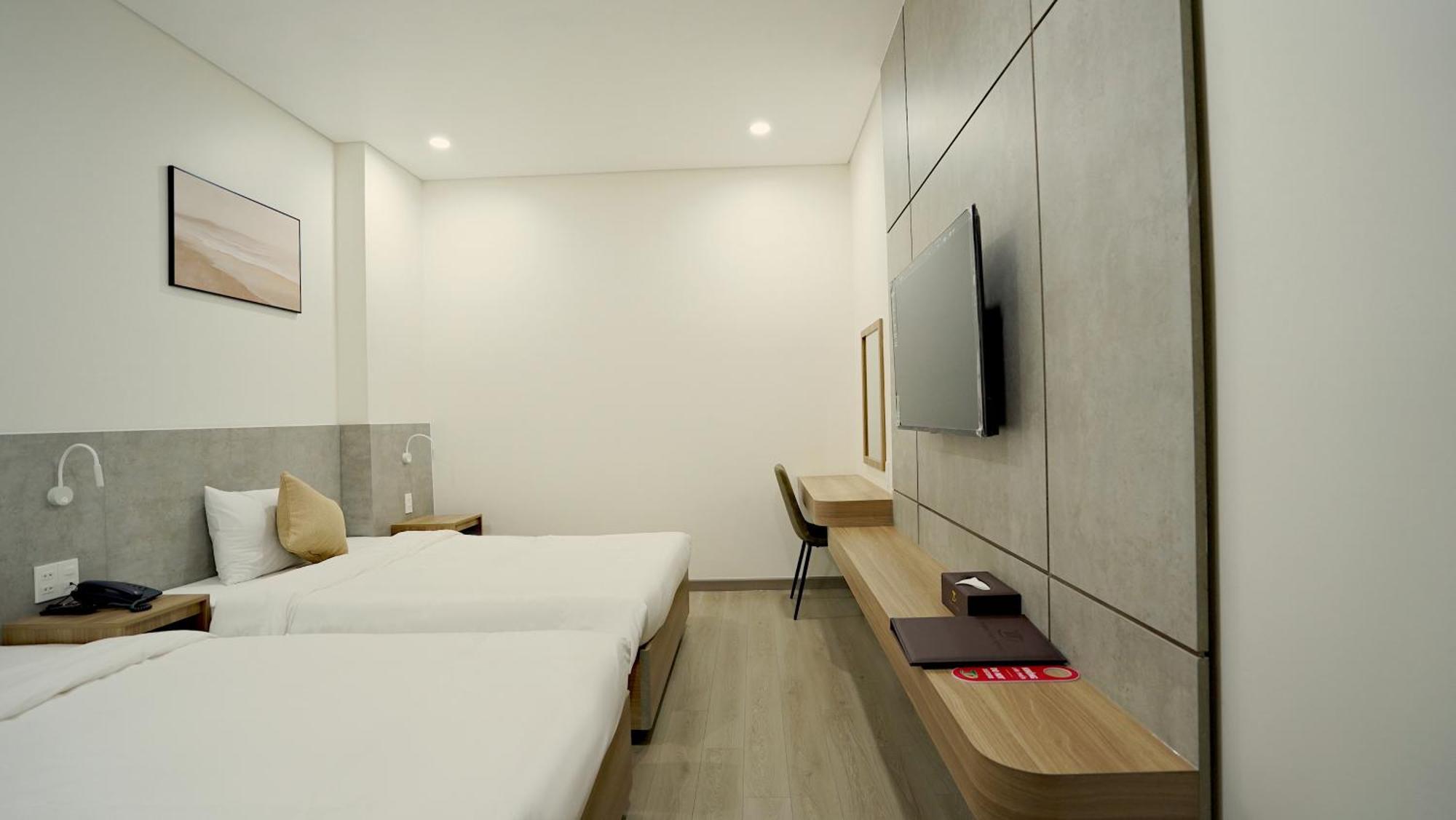 Thanh Thuy Hotel Буонметхуот Екстер'єр фото