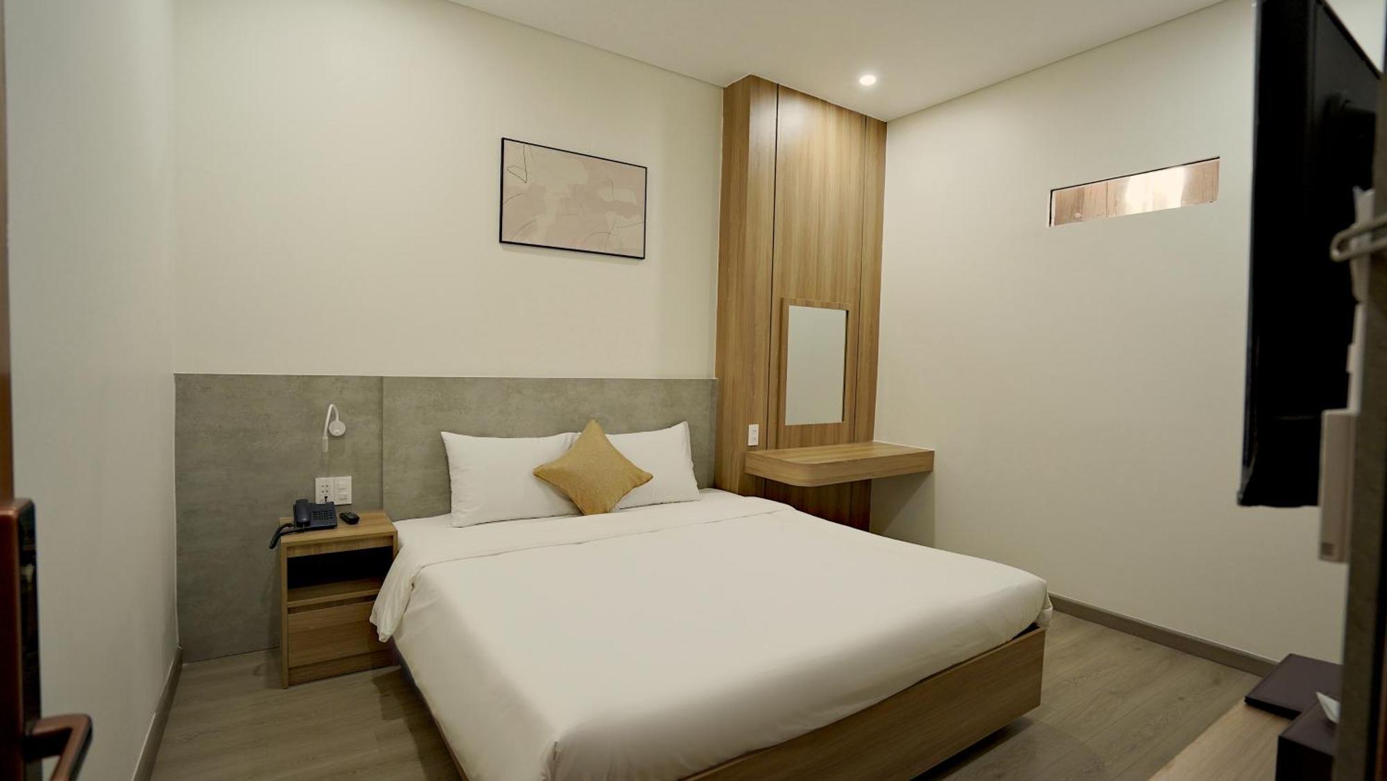 Thanh Thuy Hotel Буонметхуот Екстер'єр фото