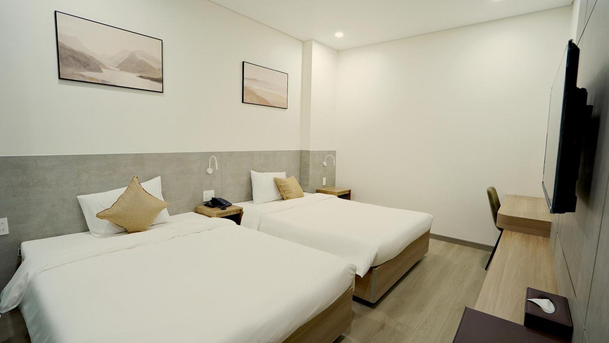 Thanh Thuy Hotel Буонметхуот Екстер'єр фото